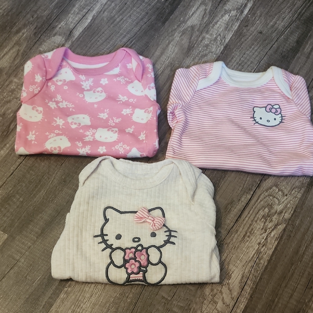 Hello Kitty Baby Onesies Set 6M